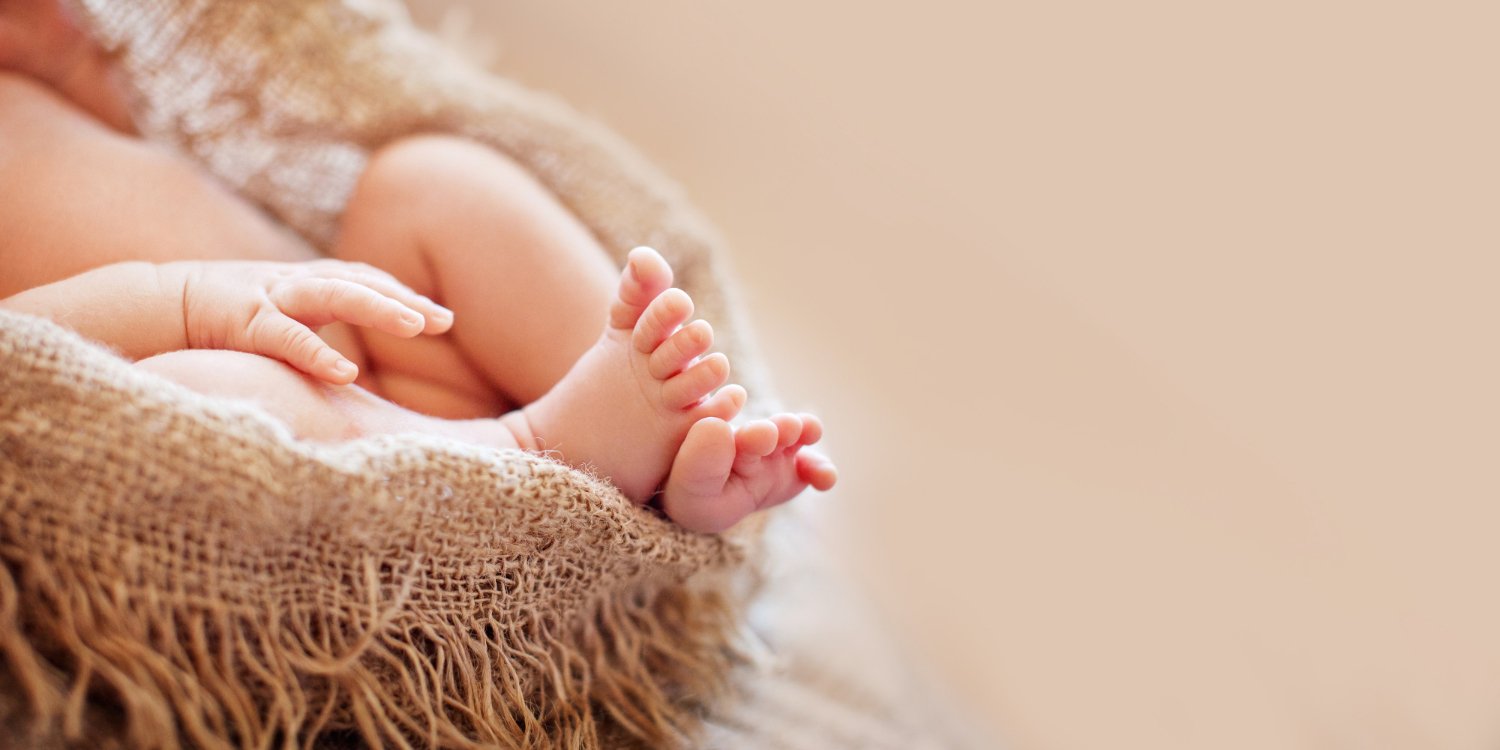 close-up-picture-new-born-baby-feet Close-up picture of newborn baby feet